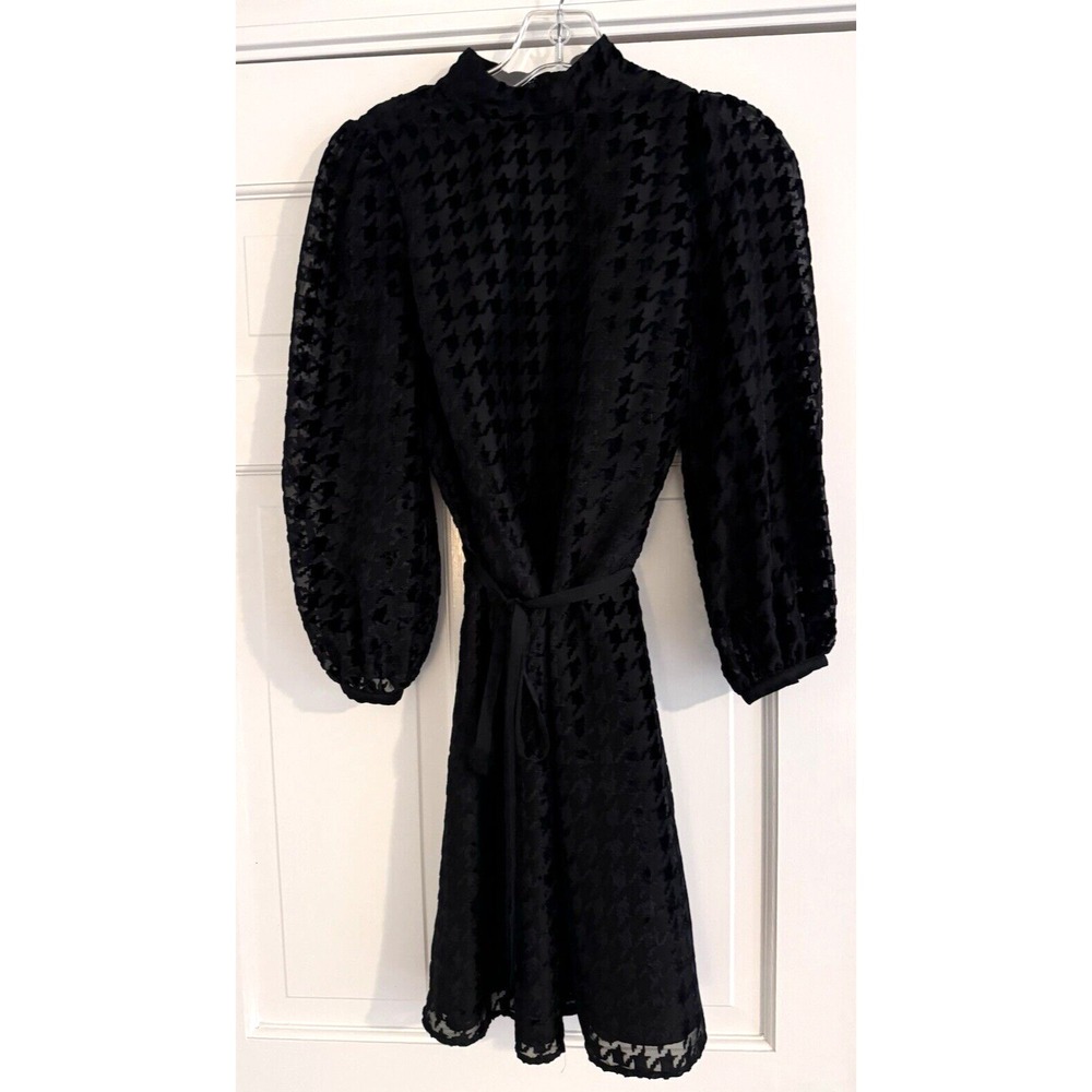 Ann Taylor — Petite Houndstooth Mock Neck Shift Dress, Size 2 - Picture 3 of 9